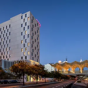 Moxy Oriente Otel