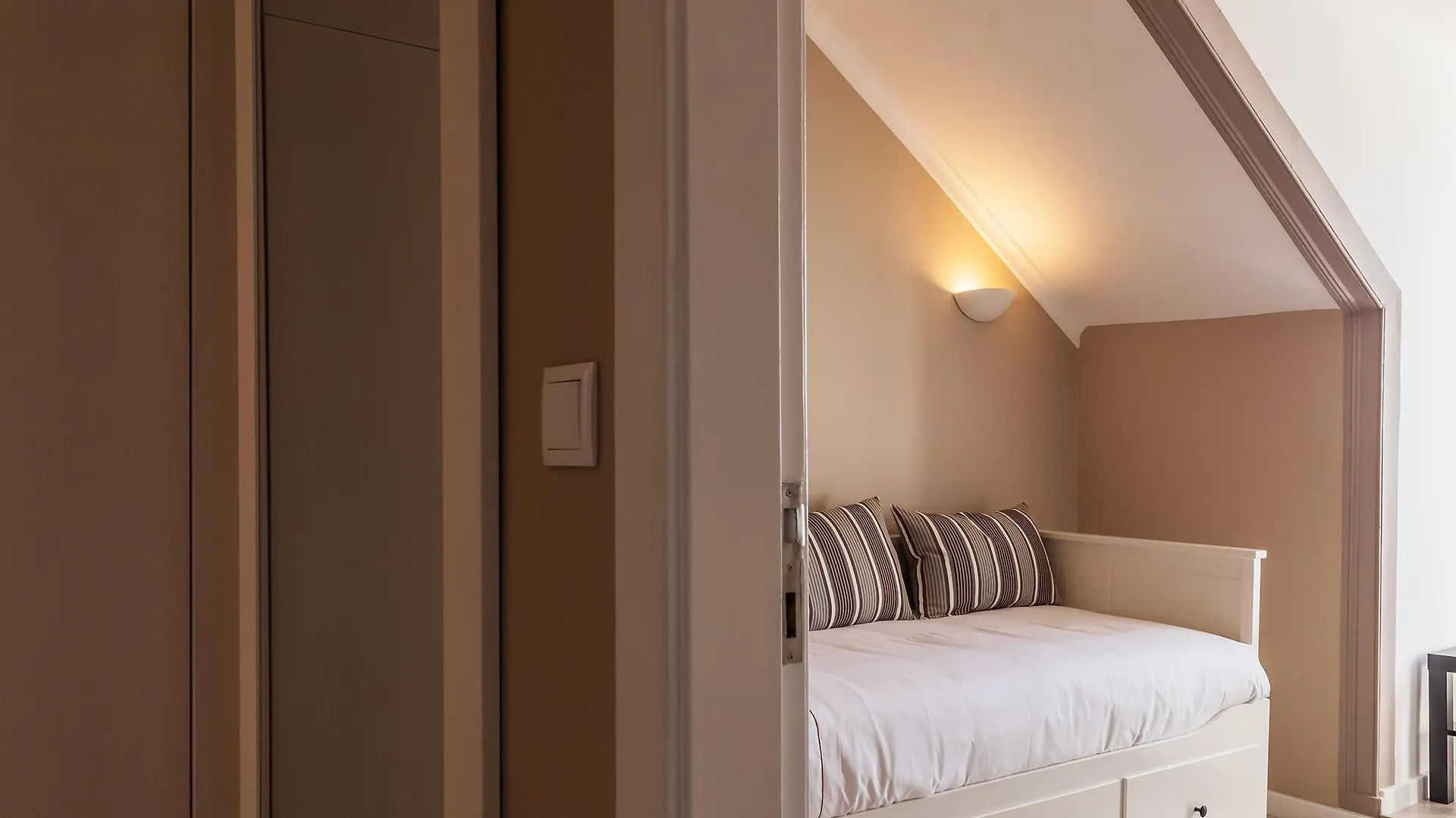 בית הארחה ליסבון Vila Garden Guesthouse