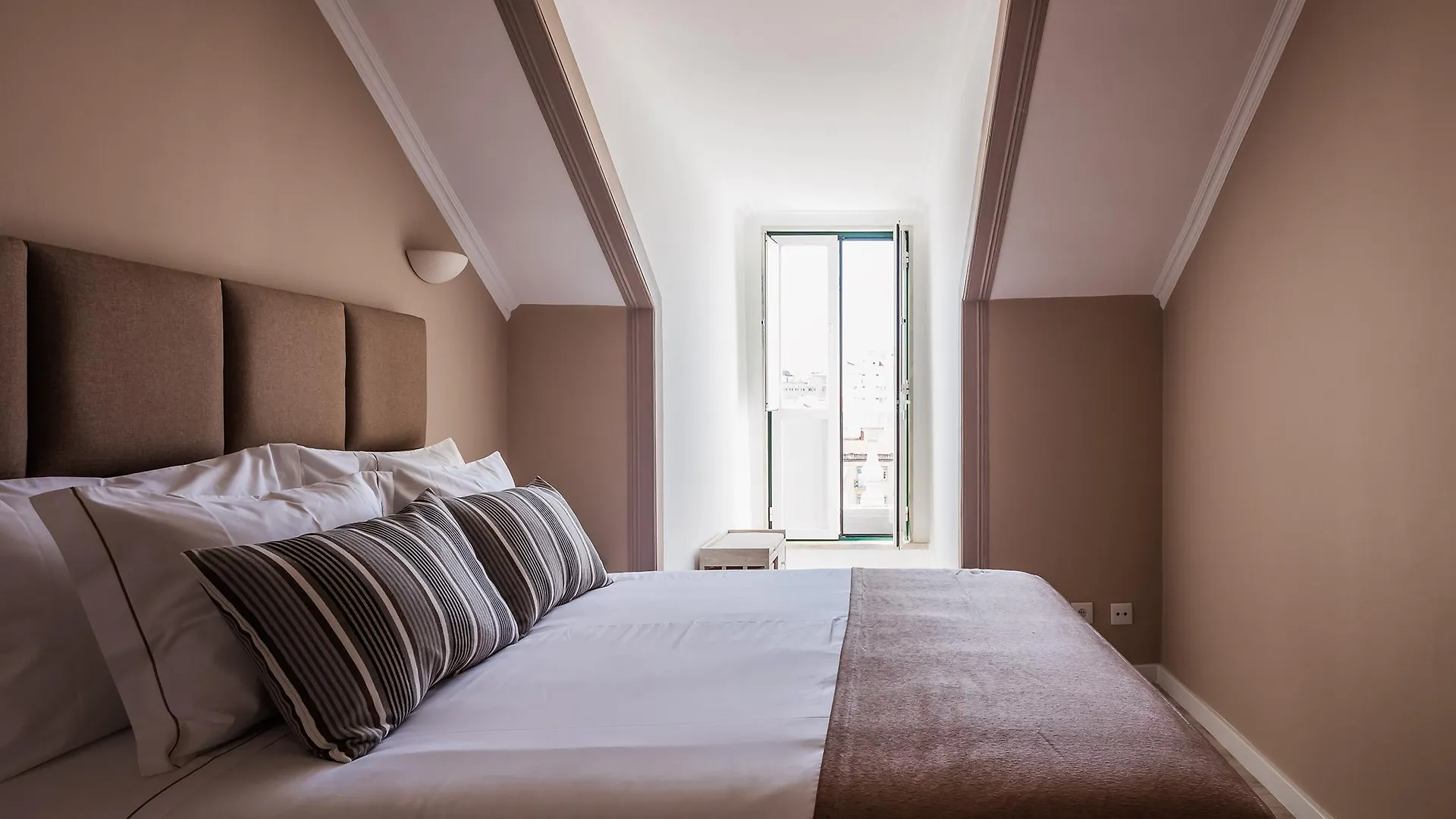 ליסבון Vila Garden Guesthouse 3*,
